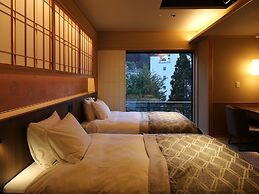 Nakanobo Zuien - Adults Only