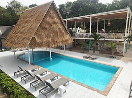Milky Bay Resort
