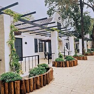 Milky Bay Resort