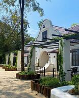 Milky Bay Resort