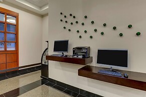 Drury Inn & Suites St. Louis Arnold