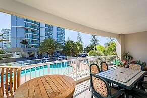 Kirra Beach Apartments