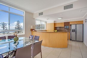 Kirra Beach Apartments