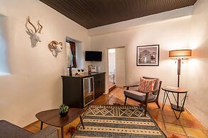 Inn Of The Turquoise Bear