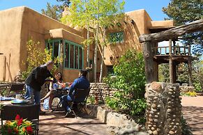 Inn Of The Turquoise Bear