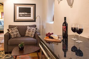 Inn Of The Turquoise Bear