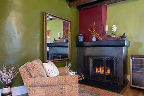 Inn Of The Turquoise Bear