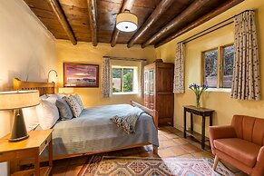 Inn Of The Turquoise Bear