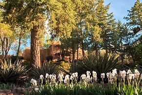 Inn Of The Turquoise Bear