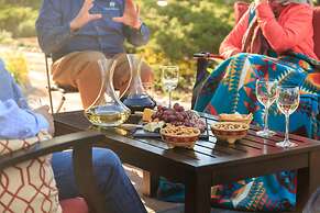 Inn Of The Turquoise Bear