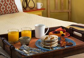 Inn Of The Turquoise Bear