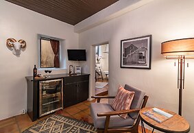 Inn Of The Turquoise Bear