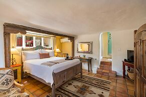 Inn Of The Turquoise Bear