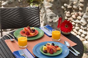 Inn Of The Turquoise Bear