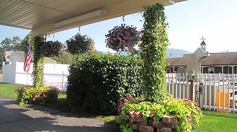 Mt Madison Inn & Suites