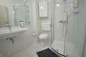 Villa Avantgarde B&B