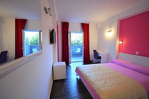 Villa Avantgarde B&B