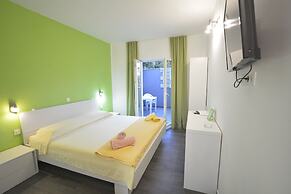 Villa Avantgarde B&B