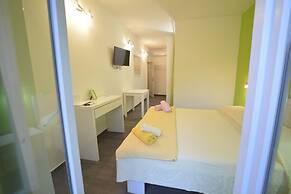 Villa Avantgarde B&B