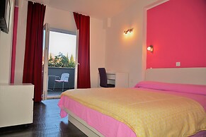 Villa Avantgarde B&B