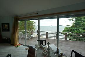 Koh Chang Cliff Beach Resort