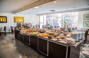 Phenícia Bittar Hotel