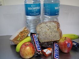 Adventure Lodge & Motel