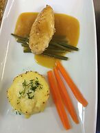 Brekkestranda Fjordhotel