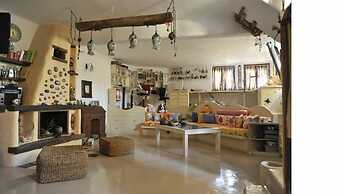 Anthippi Guest House