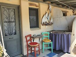 Anthippi Guest House