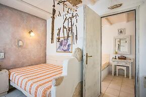 Anthippi Guest House