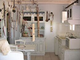 Anthippi Guest House