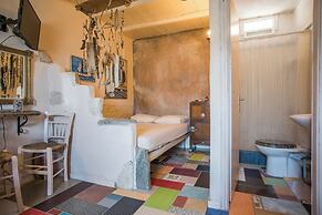 Anthippi Guest House