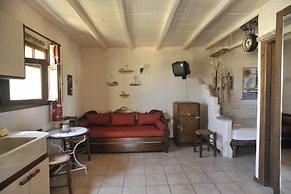 Anthippi Guest House