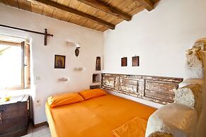 Anthippi Guest House