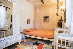 Anthippi Guest House