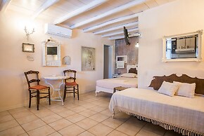 Anthippi Guest House