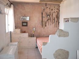 Anthippi Guest House