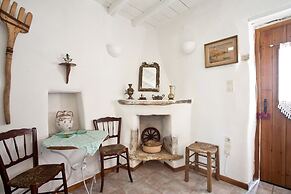 Anthippi Guest House