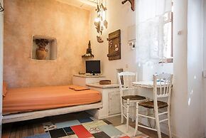 Anthippi Guest House