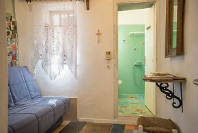 Anthippi Guest House