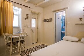 Anthippi Guest House