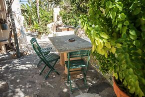 Anthippi Guest House