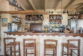 Anthippi Guest House