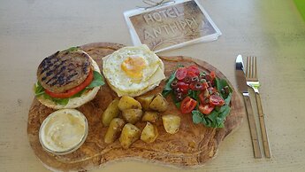 Anthippi Guest House