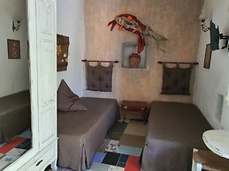 Anthippi Guest House