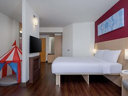 ibis Bangkok Riverside