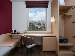 ibis Bangkok Riverside