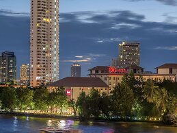 ibis Bangkok Riverside