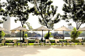 ibis Bangkok Riverside